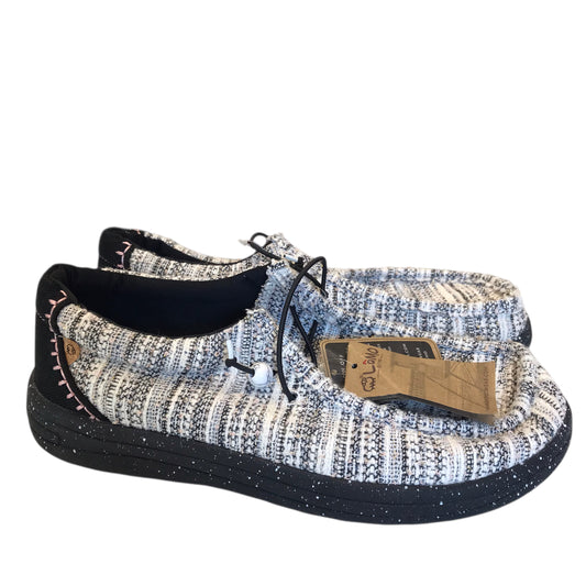 Shoes Flats By Lamo In Grey, Size:11