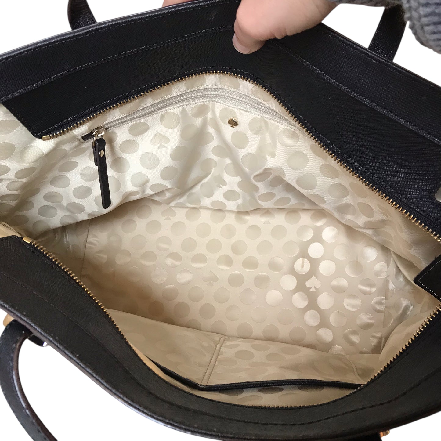 Handbag Designer By Kate Spade In Black, Size:Medium