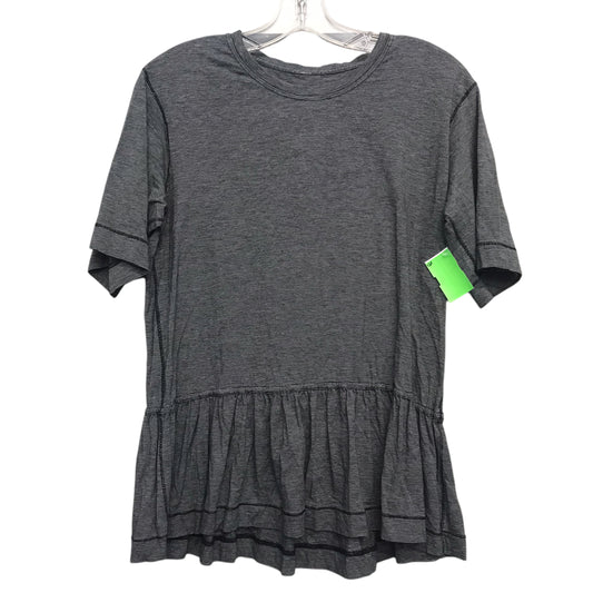 Athletic Top Ss By Lululemon In Grey, Size:M