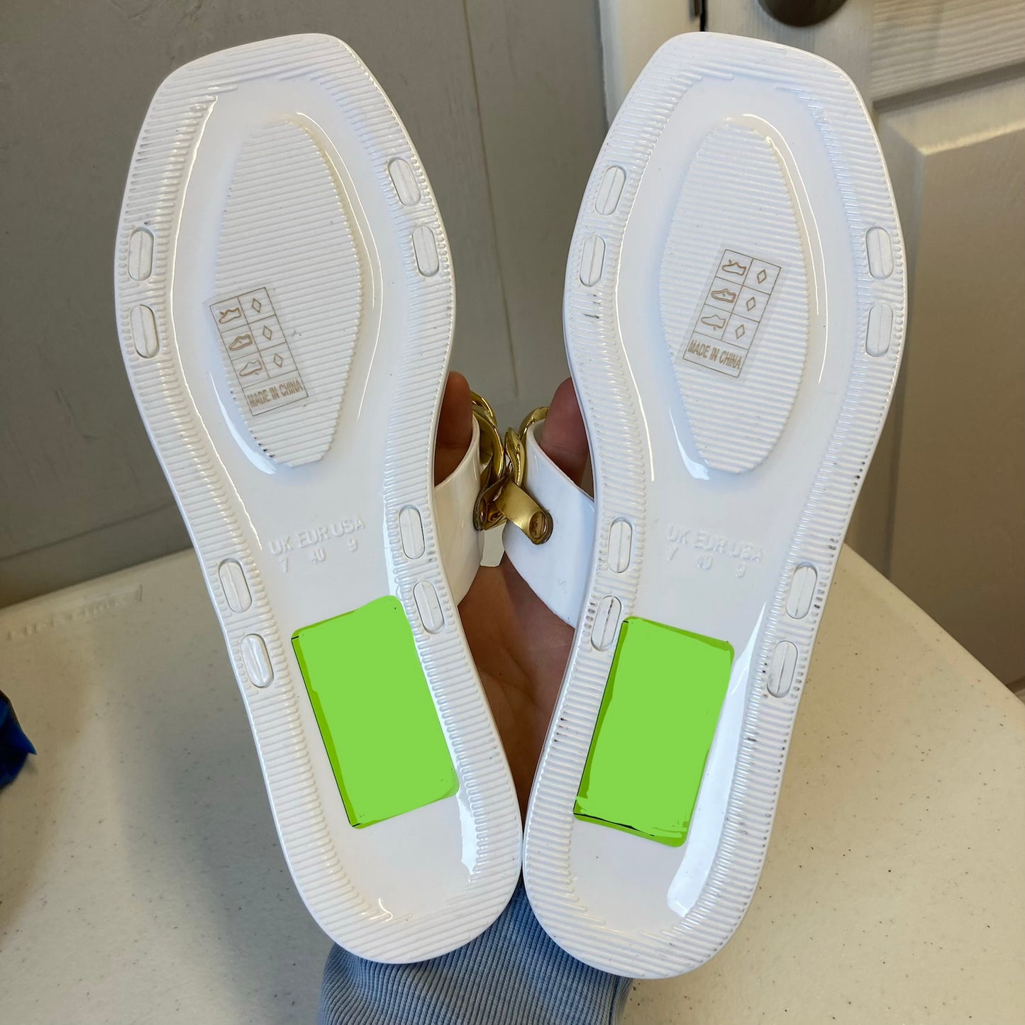 Sandals Flats By Lauren Lorraine In White, Size:9