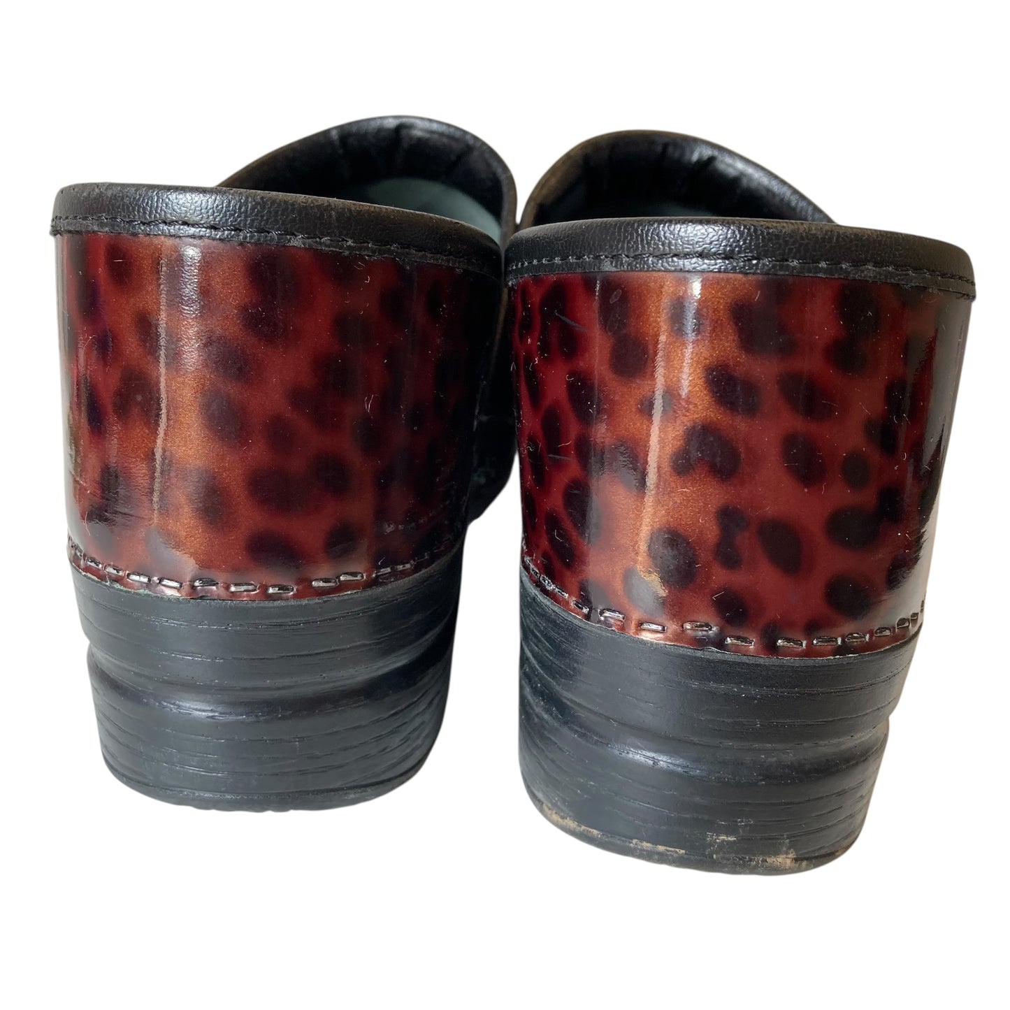 Shoes Flats By Dansko In Animal Print, Size:11.5