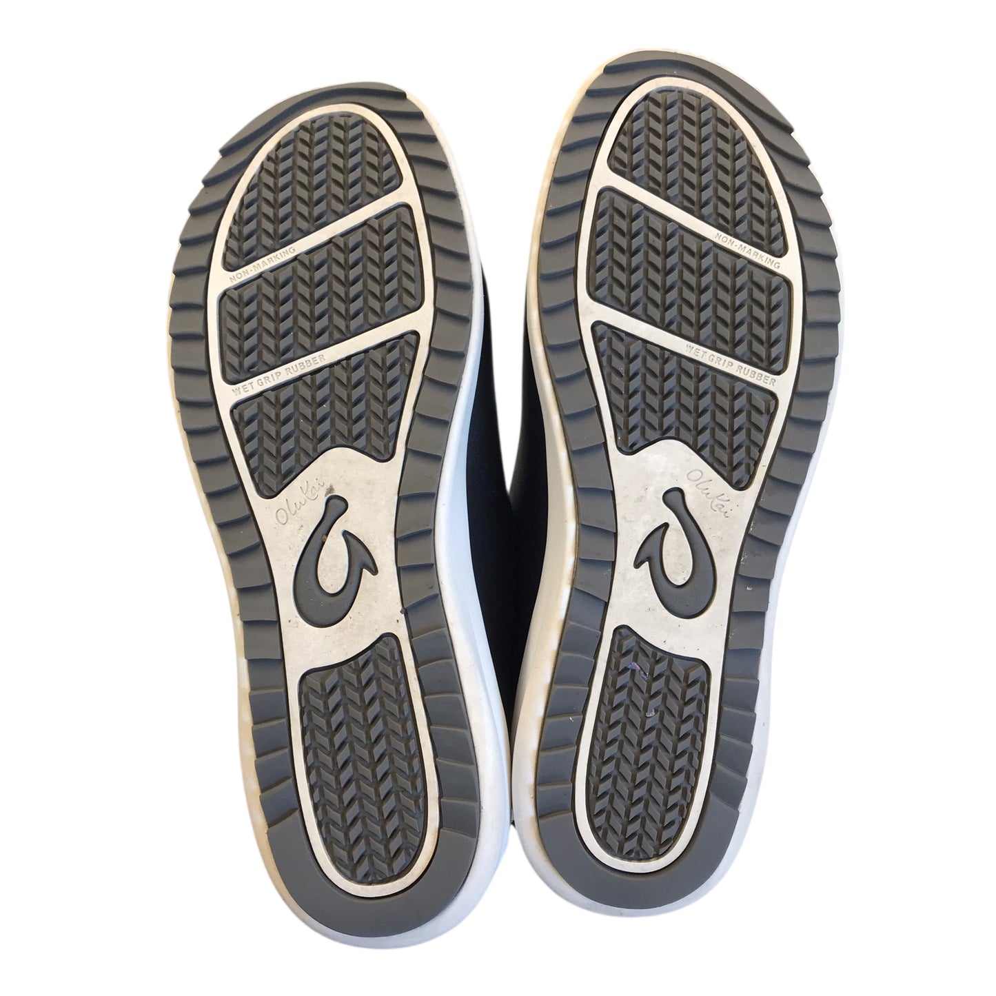 Shoes Flats By Olukai In Black, Size:7