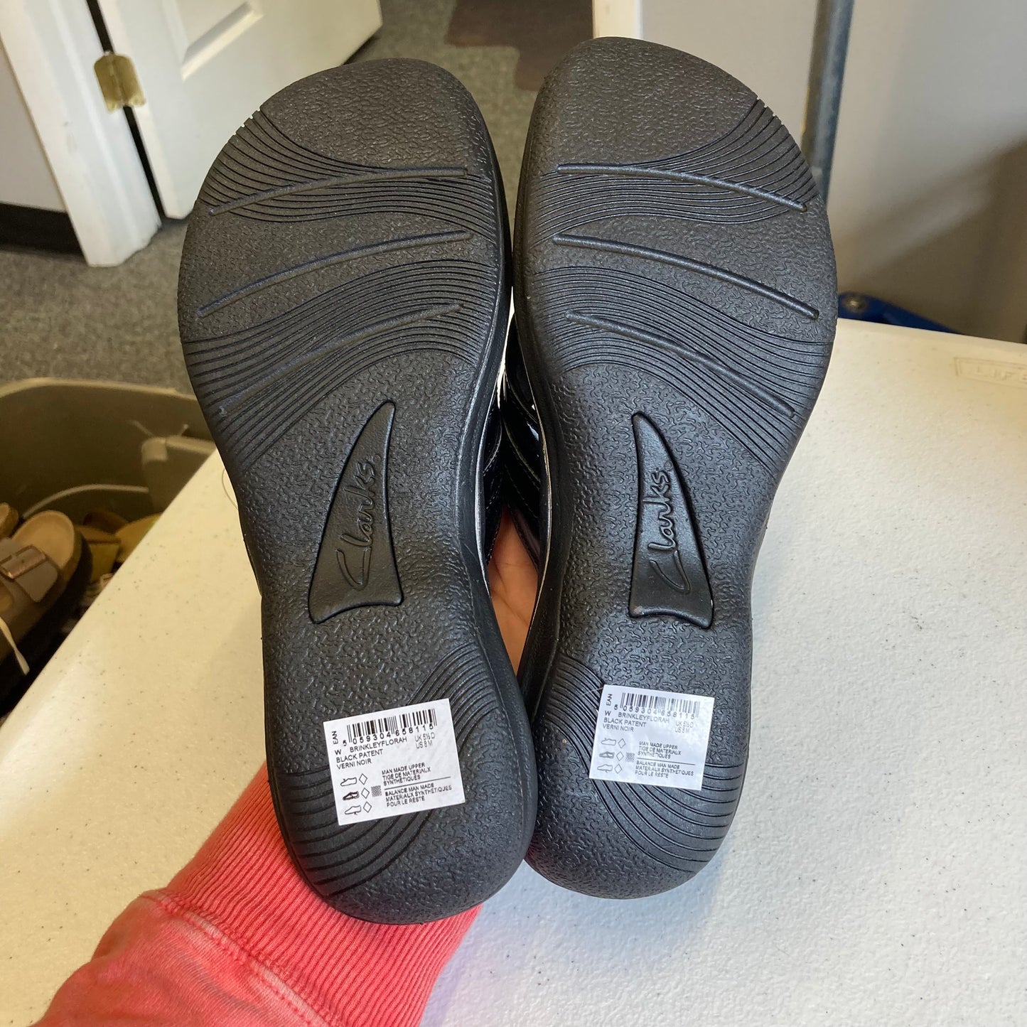 Sandals Flip Flops By Clarks In Black, Size:8