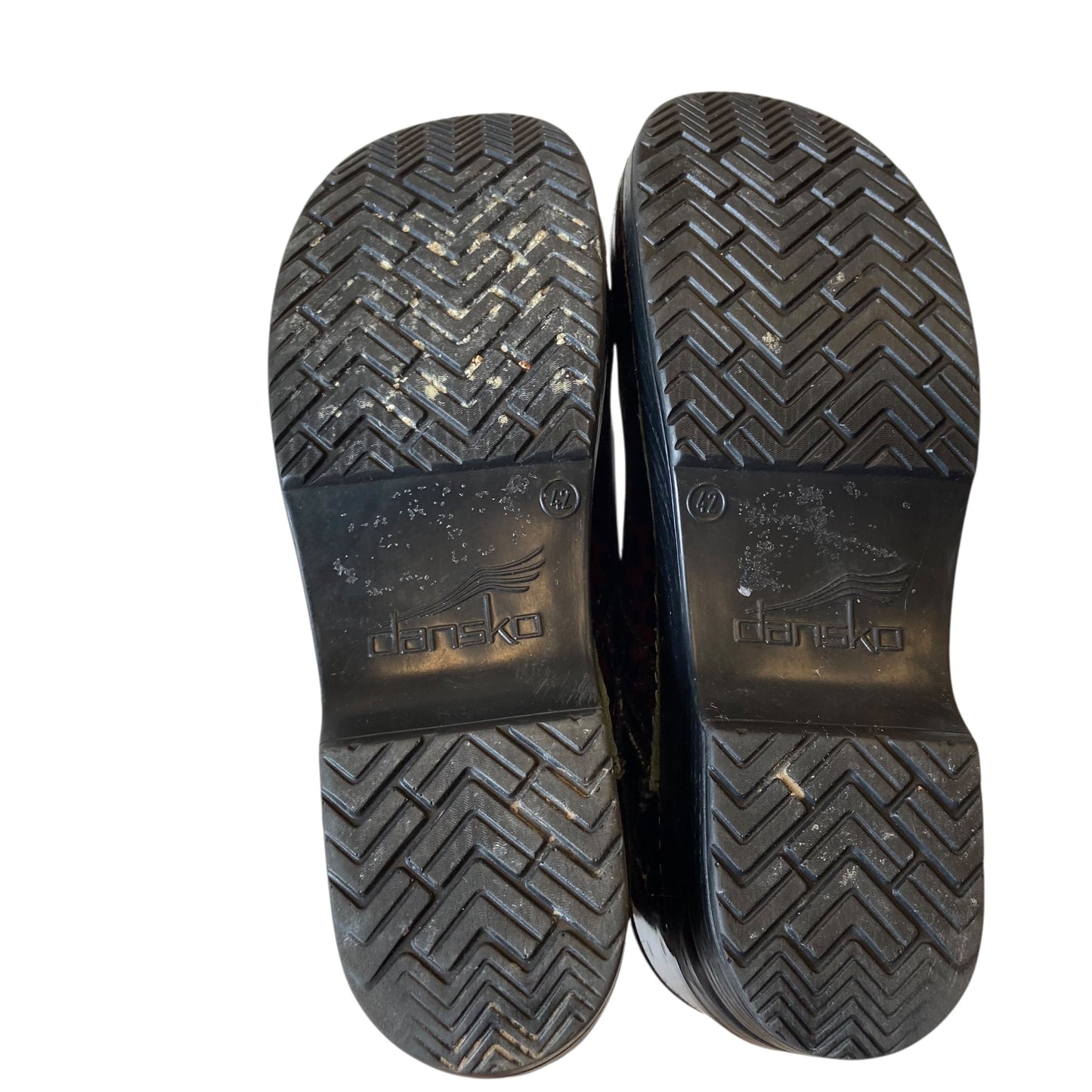 Shoes Flats By Dansko In Animal Print, Size:11.5
