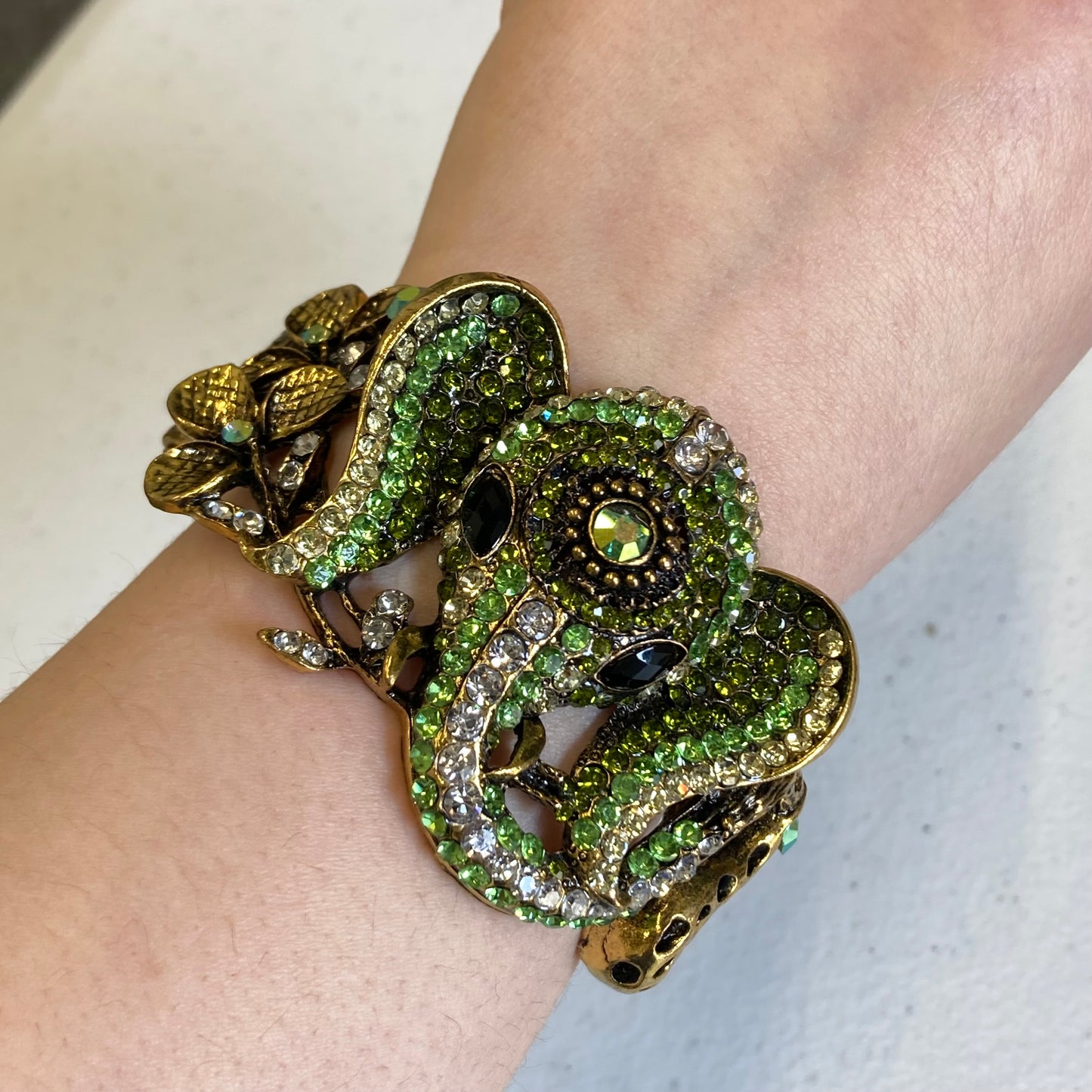 Bracelet Other In Gold & Green