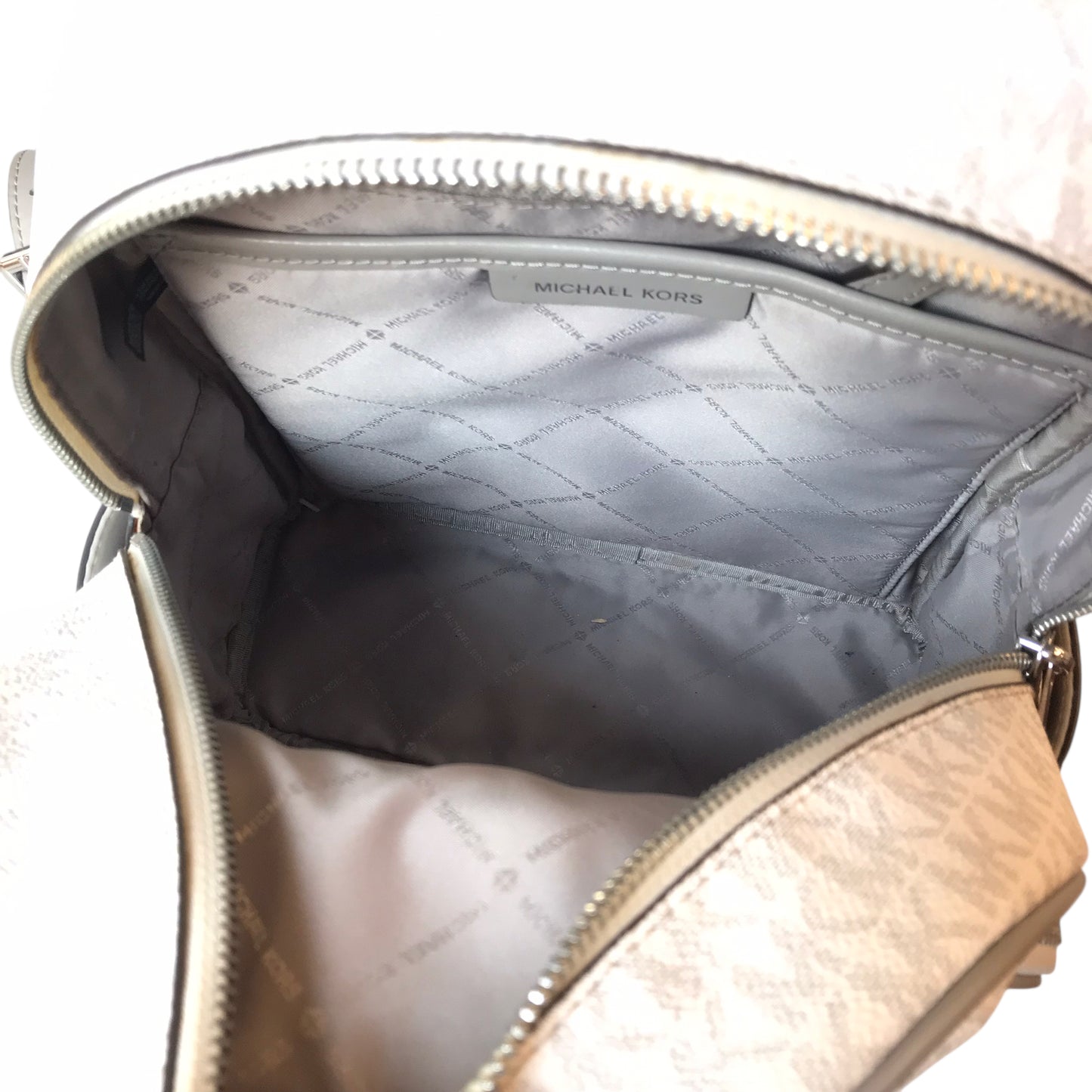 Backpack Designer By Michael Kors In Ivory, Size:Medium