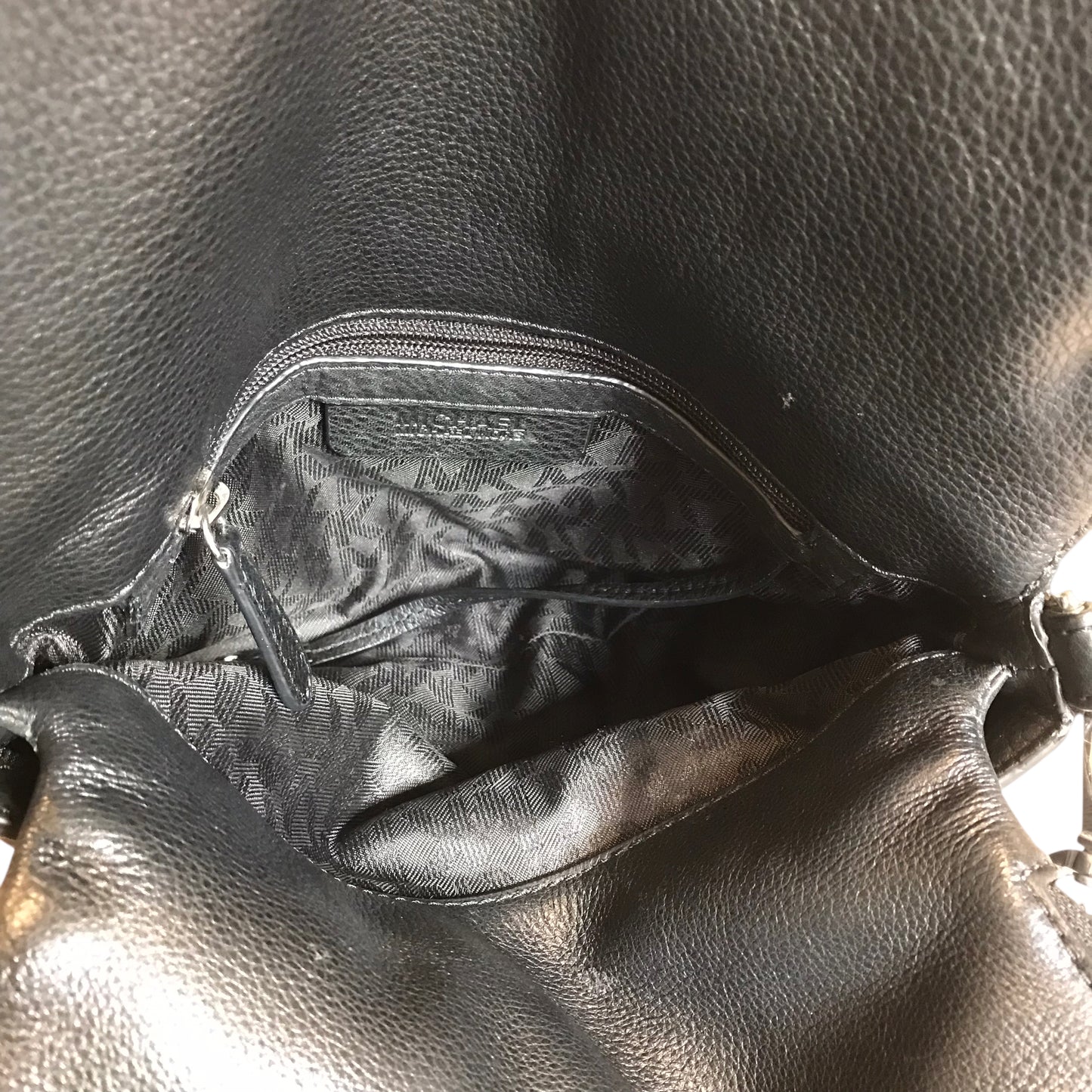Handbag Designer By Michael Kors In Black, Size:Medium