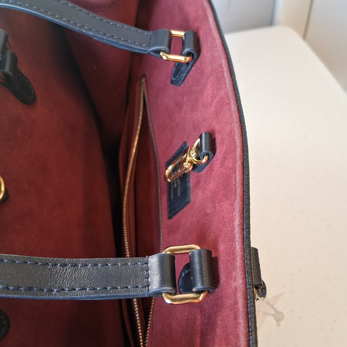 Tote Luxury Designer By Louis Vuitton, Size: Medium