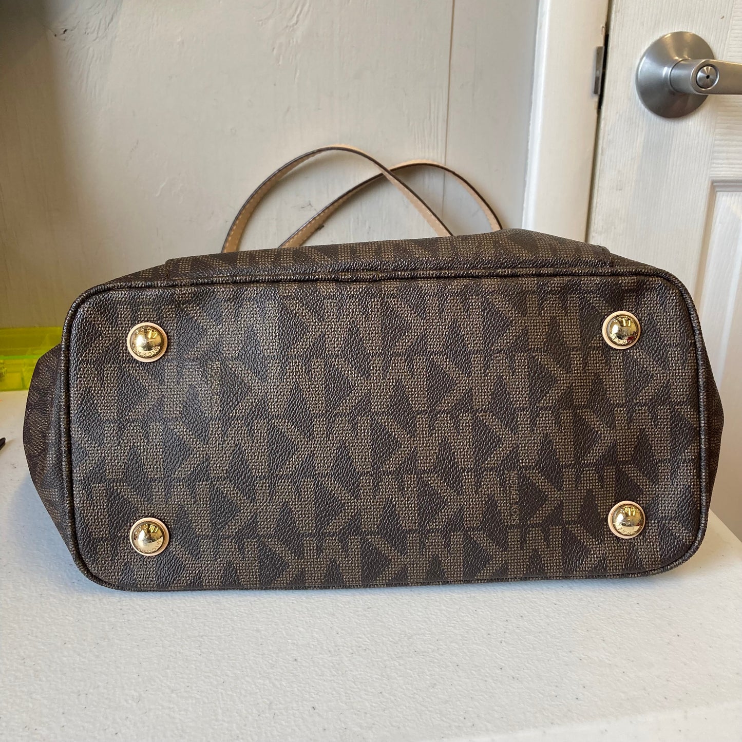 Handbag Designer By Michael Kors In Brown, Size:Large