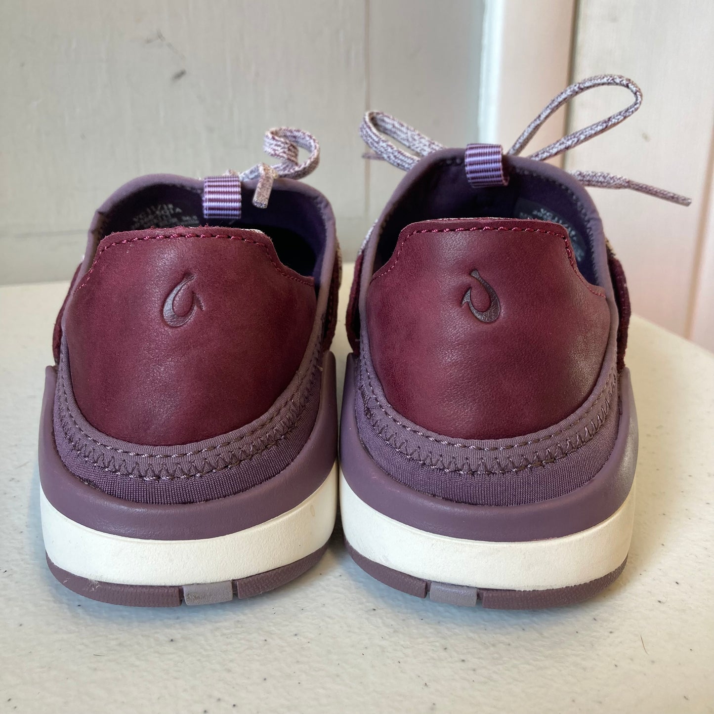 Shoes Sneakers By Olukai In Purple, Size:6.5