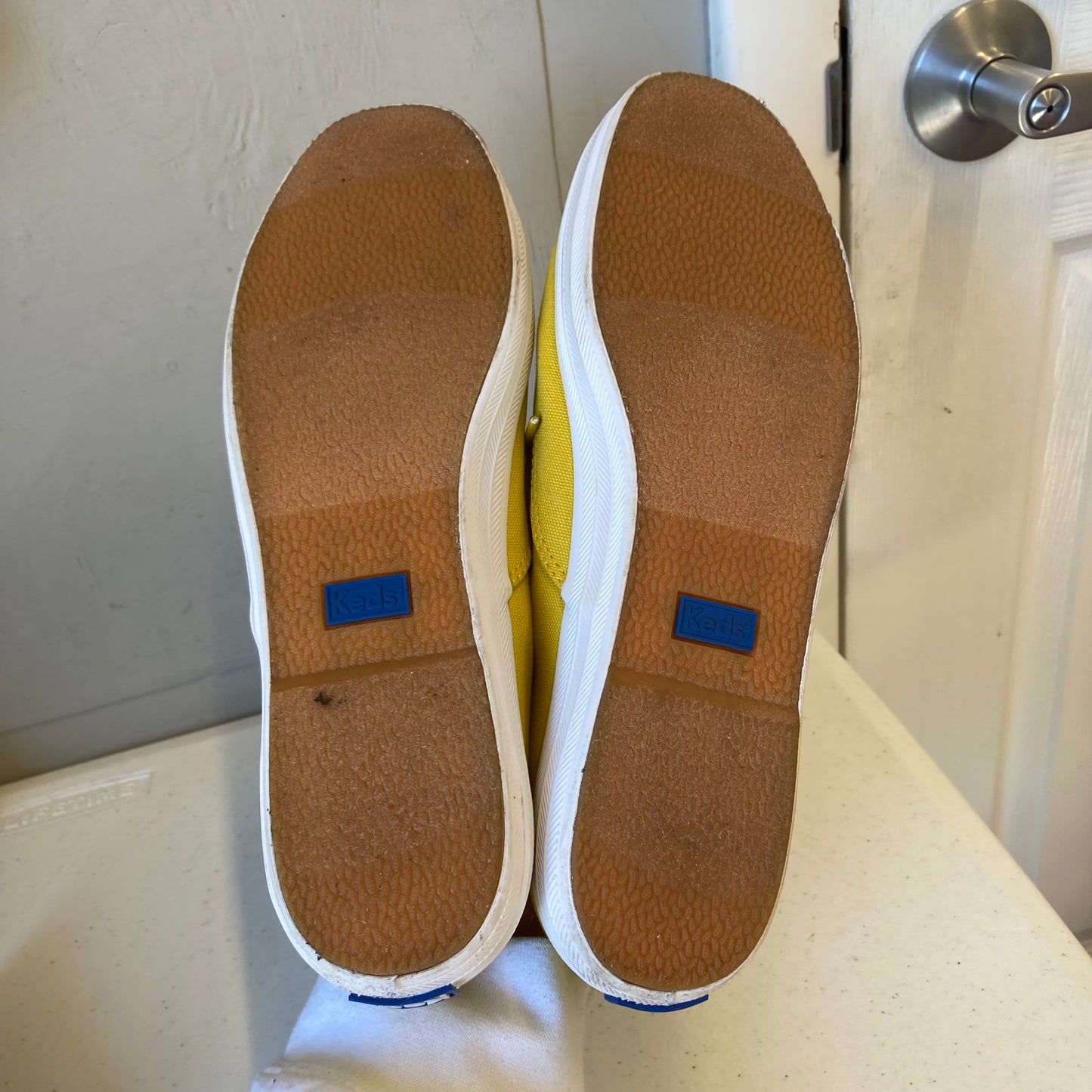 Shoes Sneakers By Keds In Yellow, Size:9
