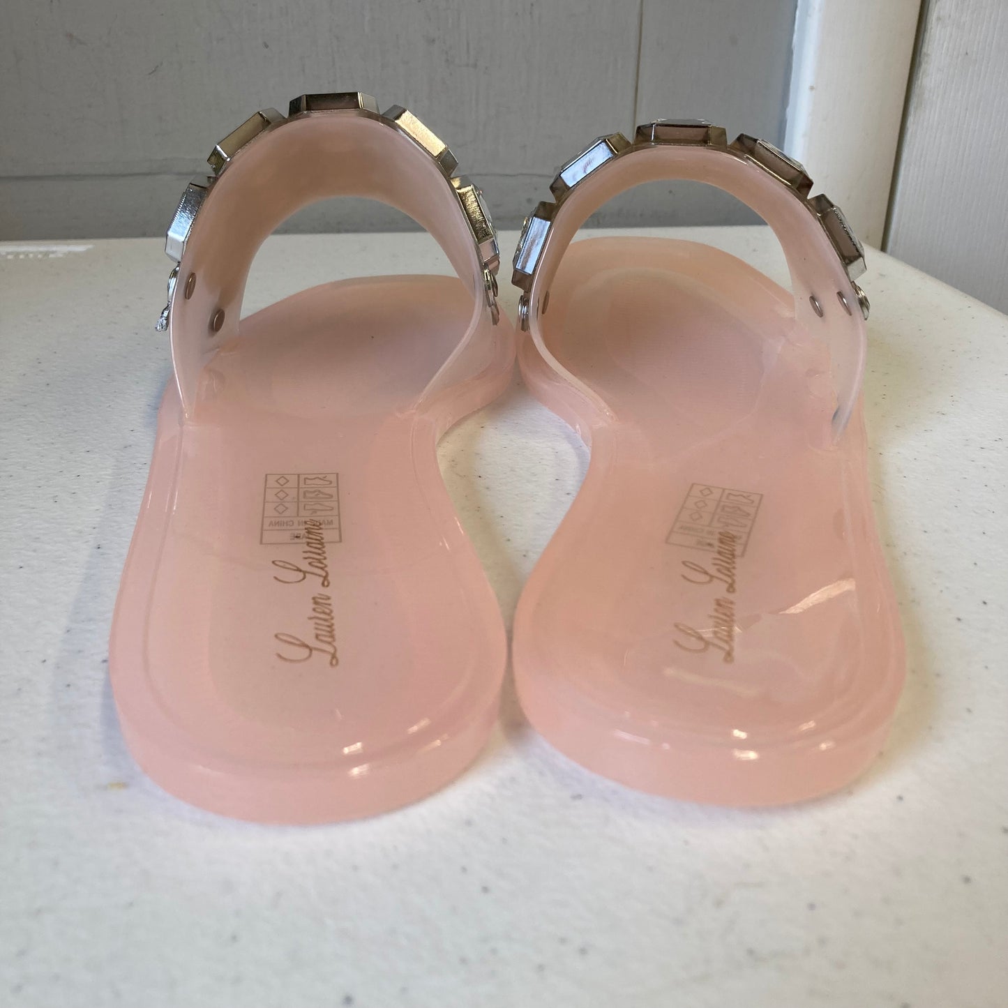 Sandals Flats By Lauren Lorraine In Pink & White, Size:9