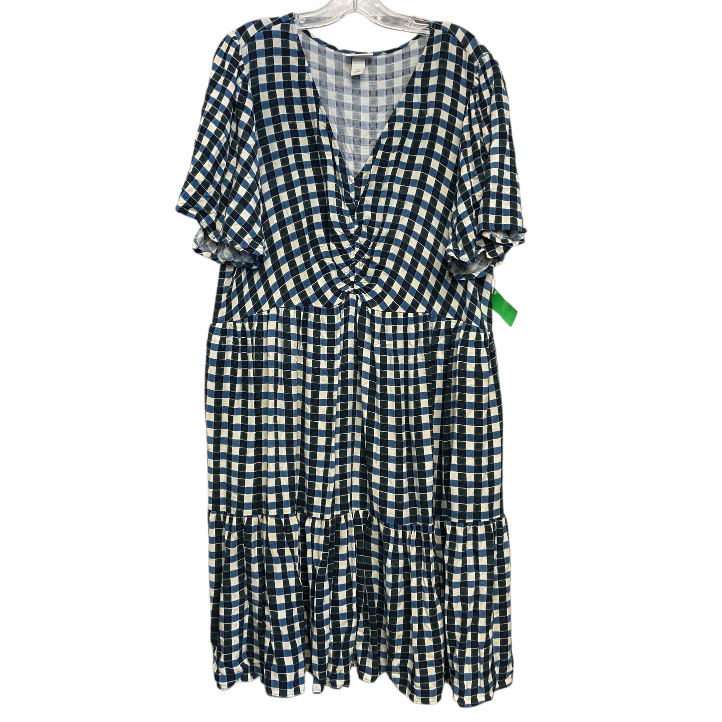 Dress Casual Short By Ava & Viv In Checkered Pattern, Size:1X