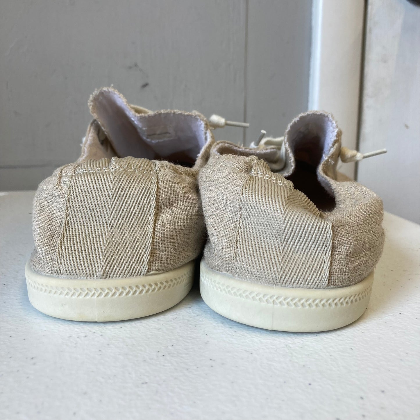Shoes Sneakers By Torrid In Tan, Size:11