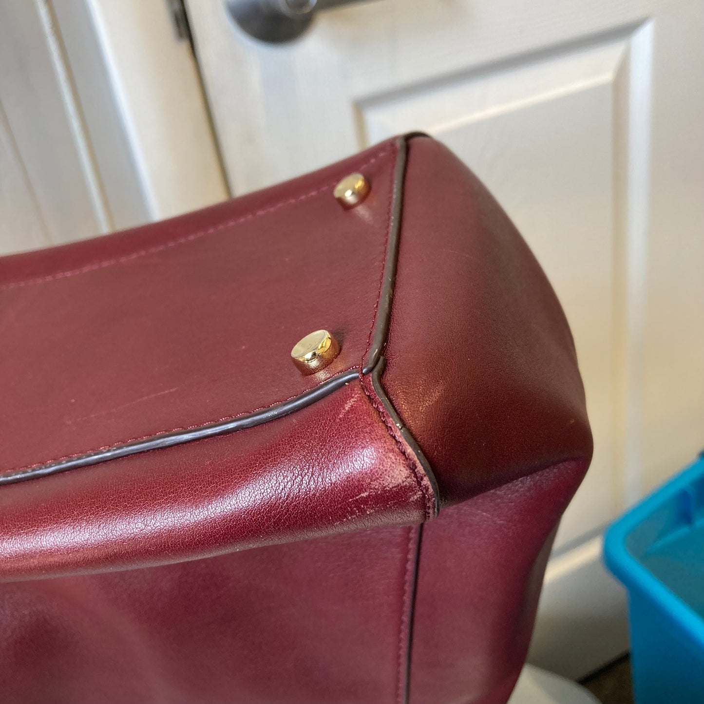 Handbag Designer By Kate Spade In Maroon, Size:Large