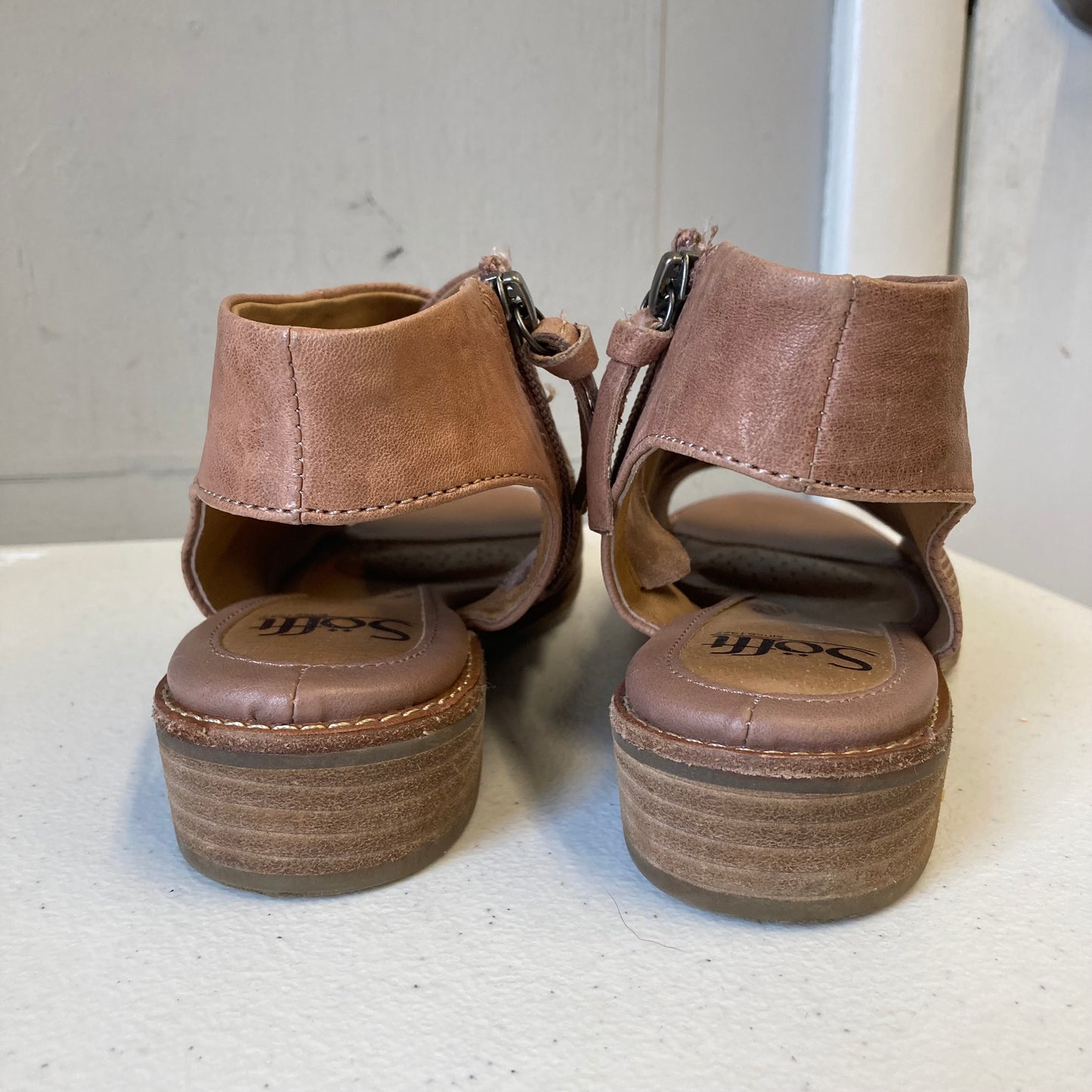 Sandals Flats By Sofft In Brown, Size:7