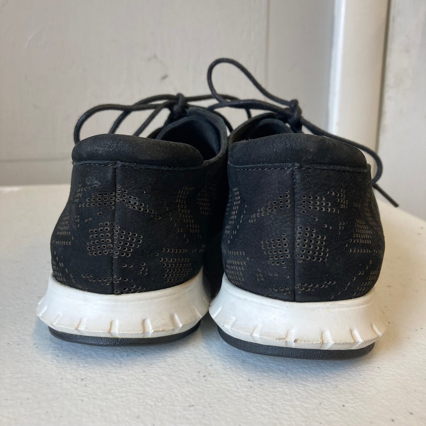Shoes Sneakers By Cole-Haan In Black, Size:8