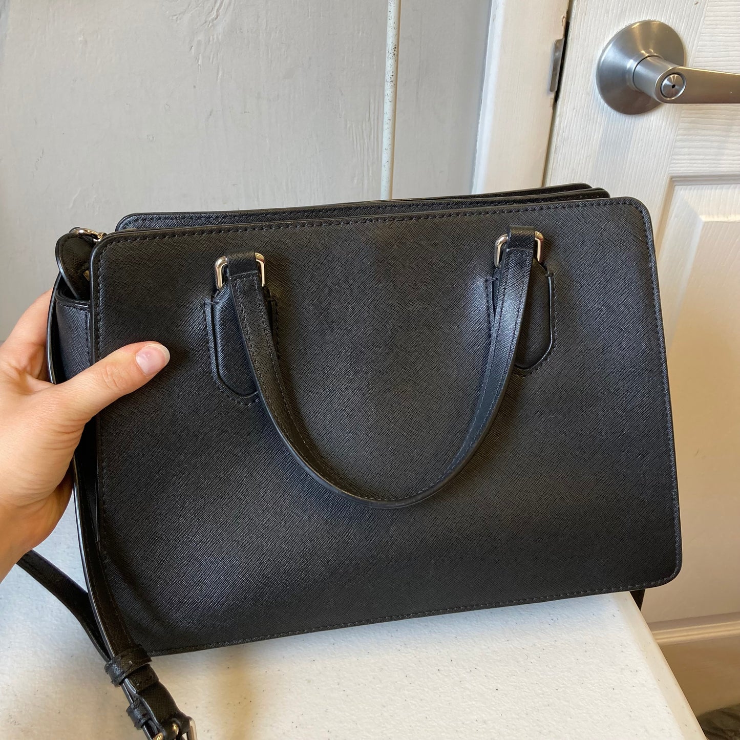 Handbag Designer By Kate Spade In Black, Size:Medium