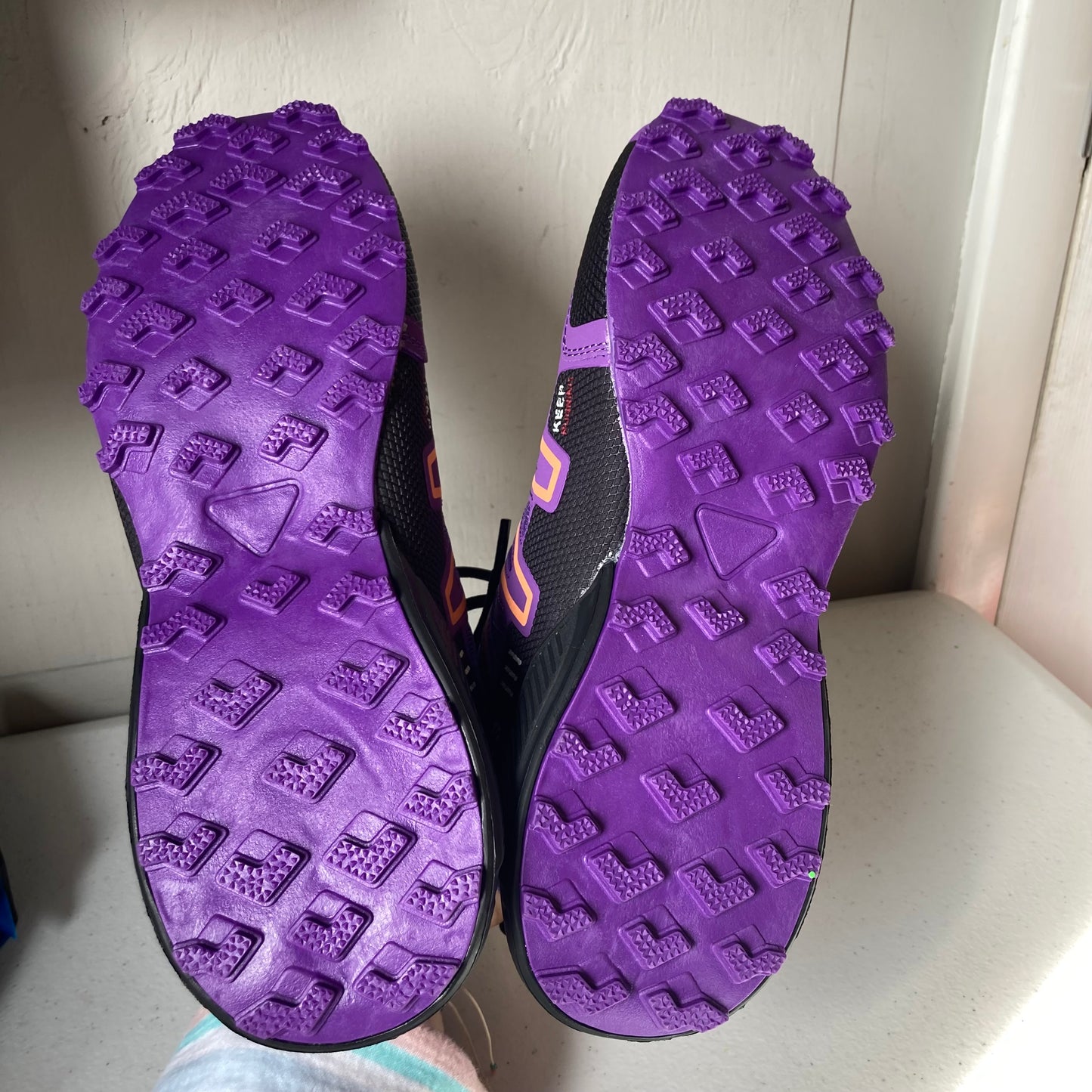 Shoes Athletic By Keep Running In Purple, Size:9.5