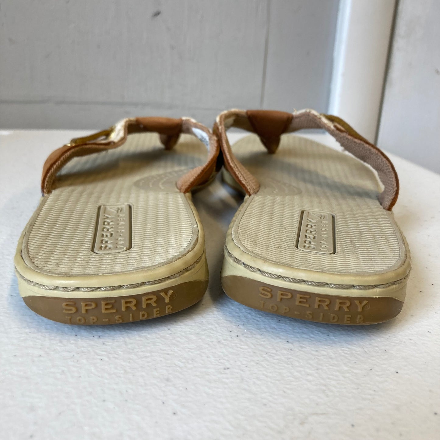 Sandals Flip Flops By Sperry In Brown & Gold, Size:8