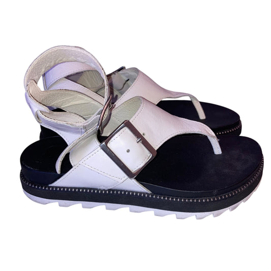 Sandals Flats By Sorel In White, Size:6