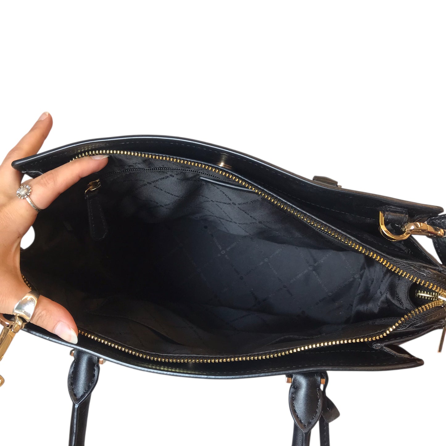Handbag Designer By Michael Kors In Black, Size:Large