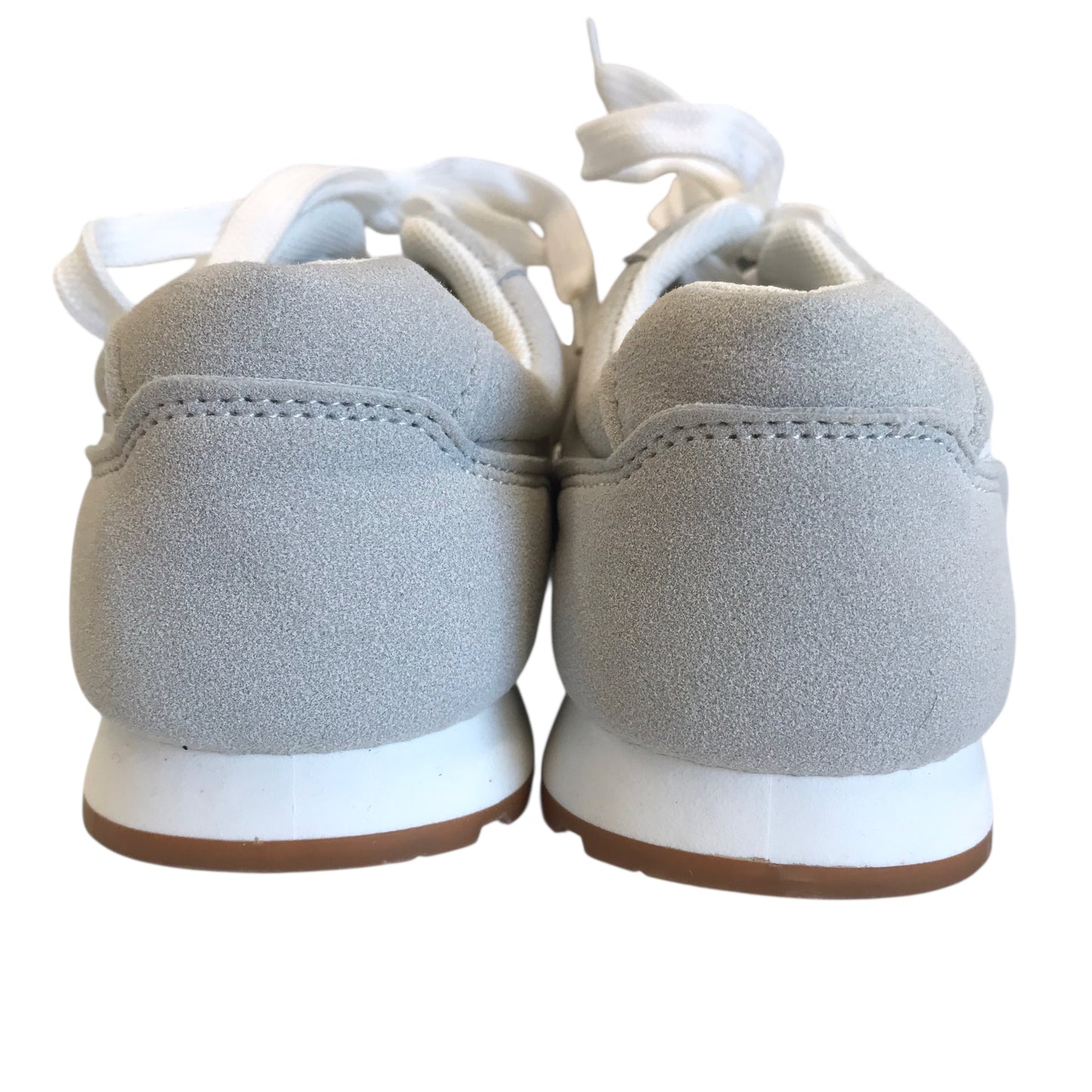 Shoes Athletic In Grey & White, Size:5.5