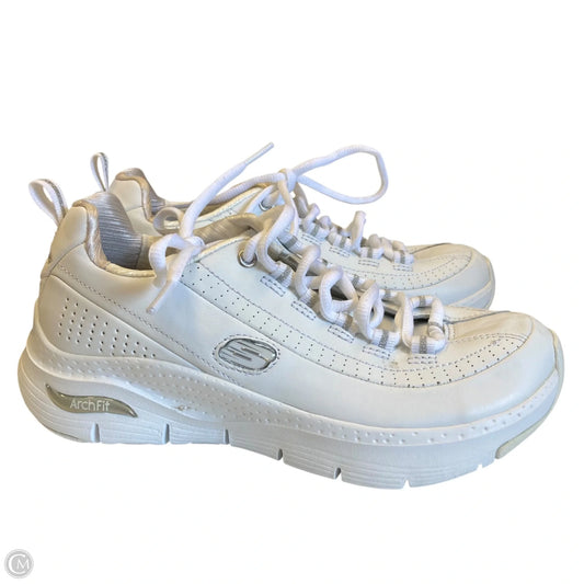 Shoes Athletic By Skechers In White, Size: 6