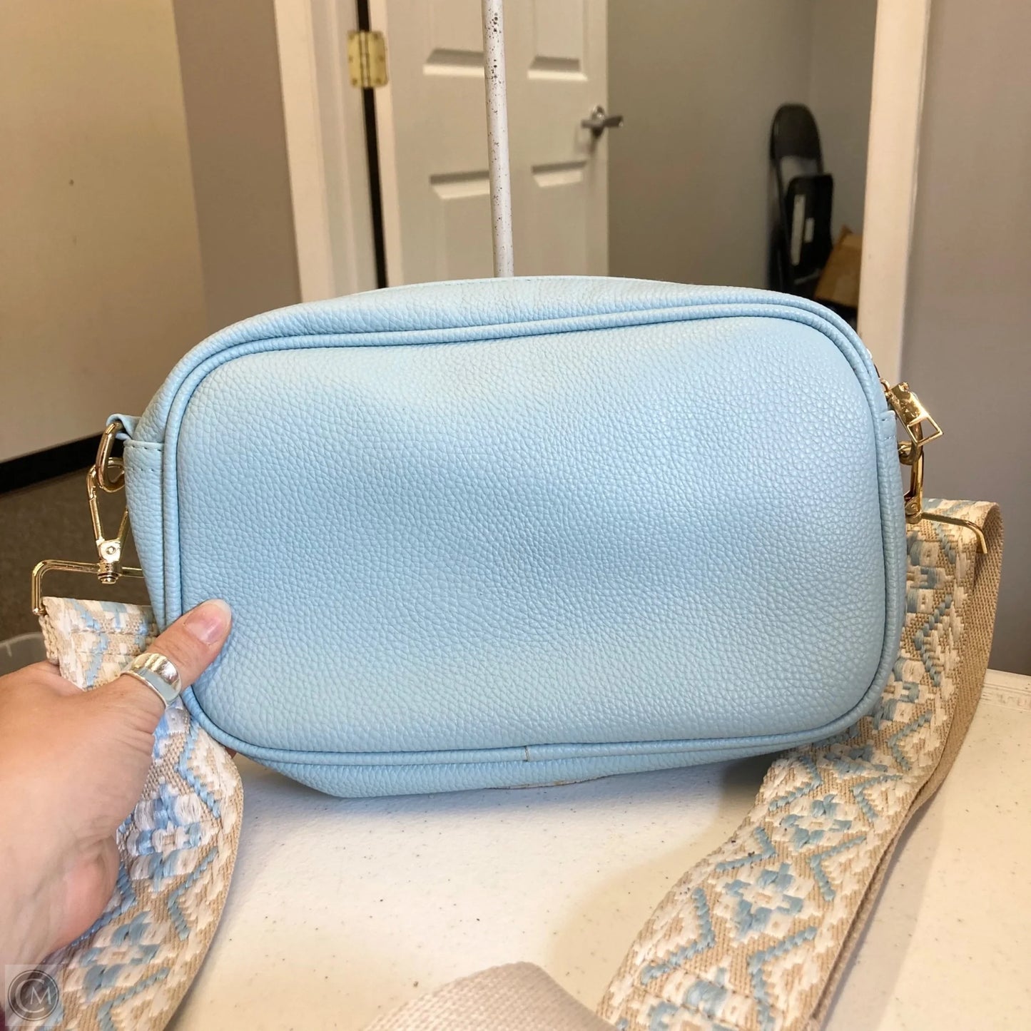 Crossbody By M&C, Size: Small