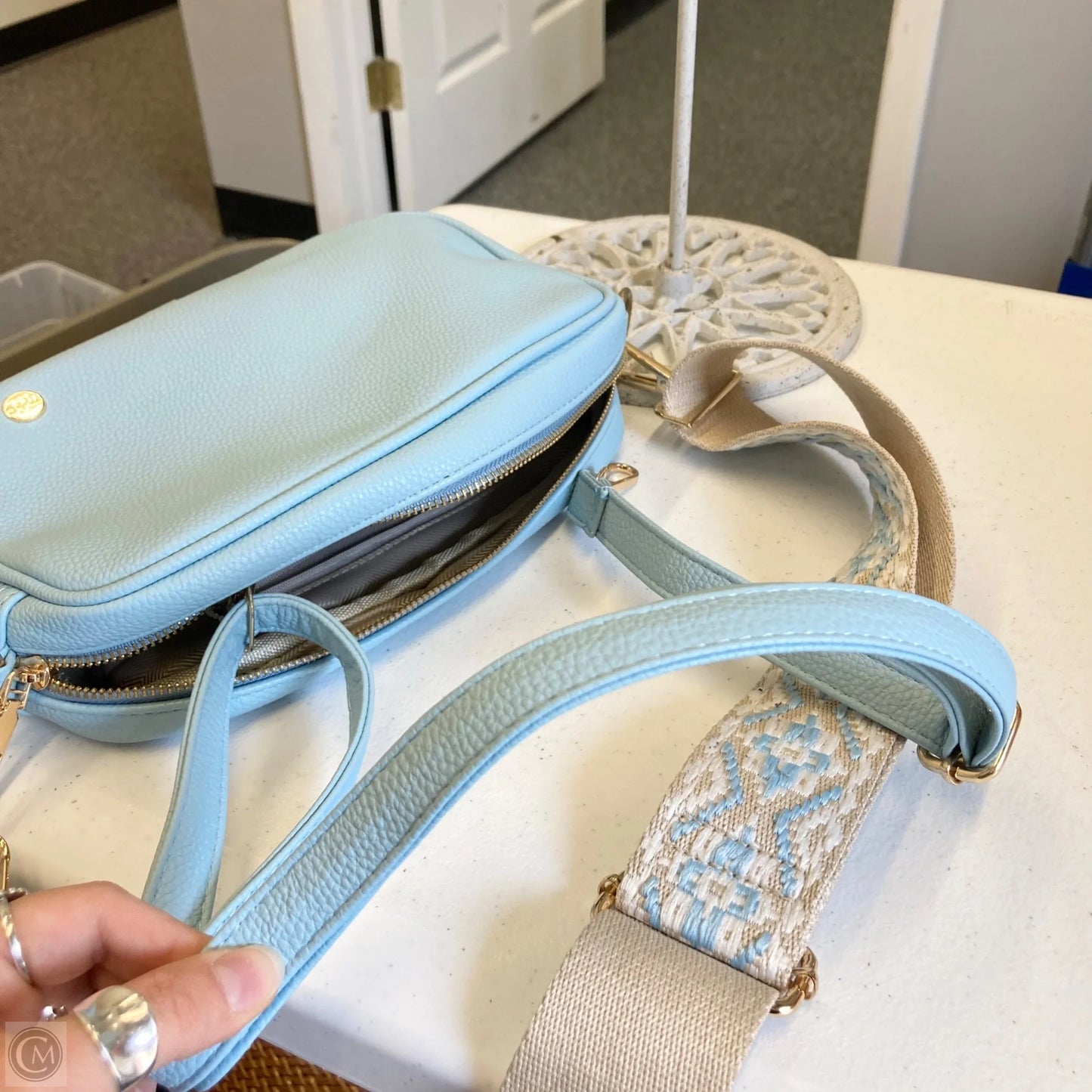 Crossbody By M&C, Size: Small