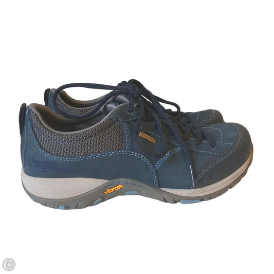 Shoes Hiking By Dansko In Blue, Size: 7.5