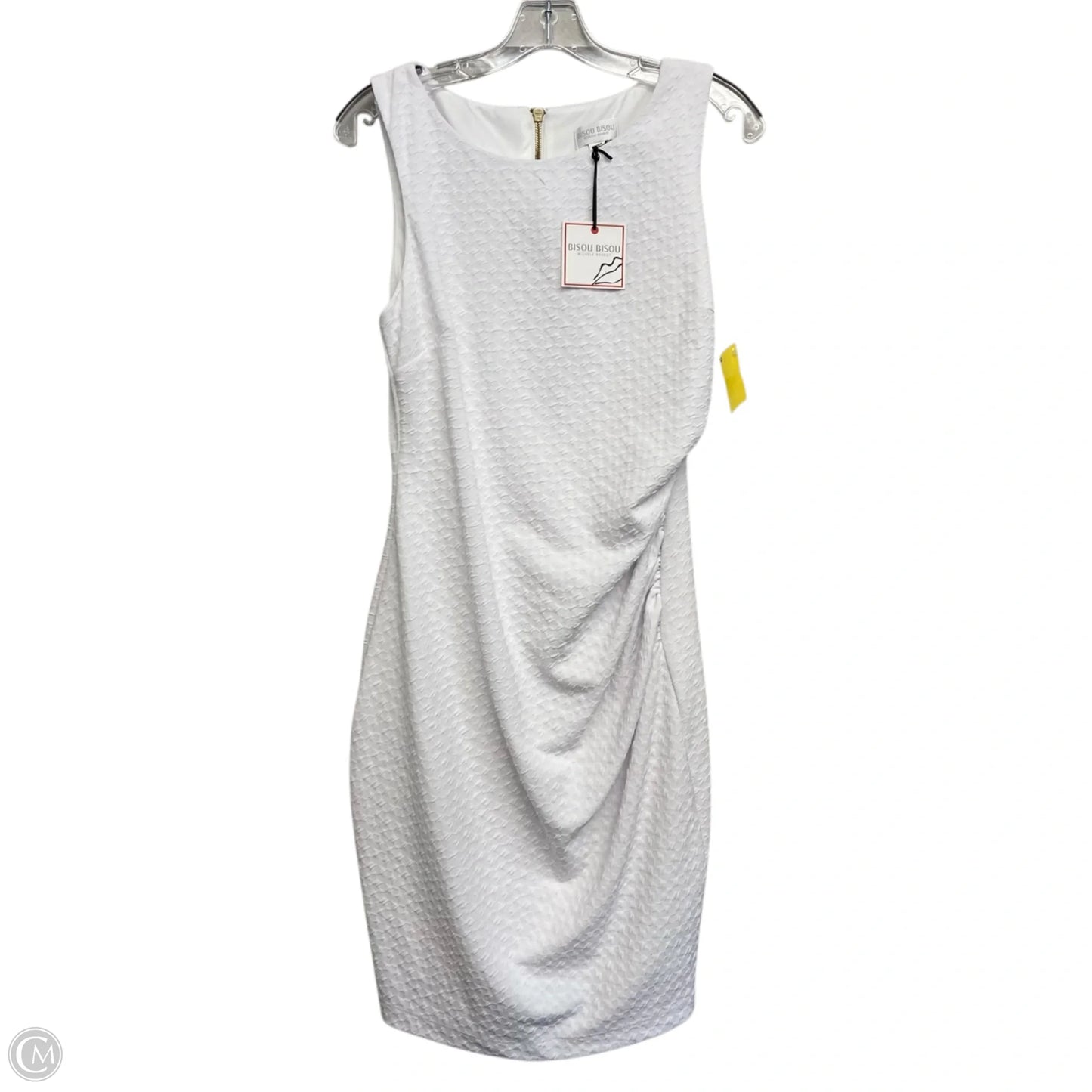 Dress Casual Short By Bisou Bisou In White, Size: M