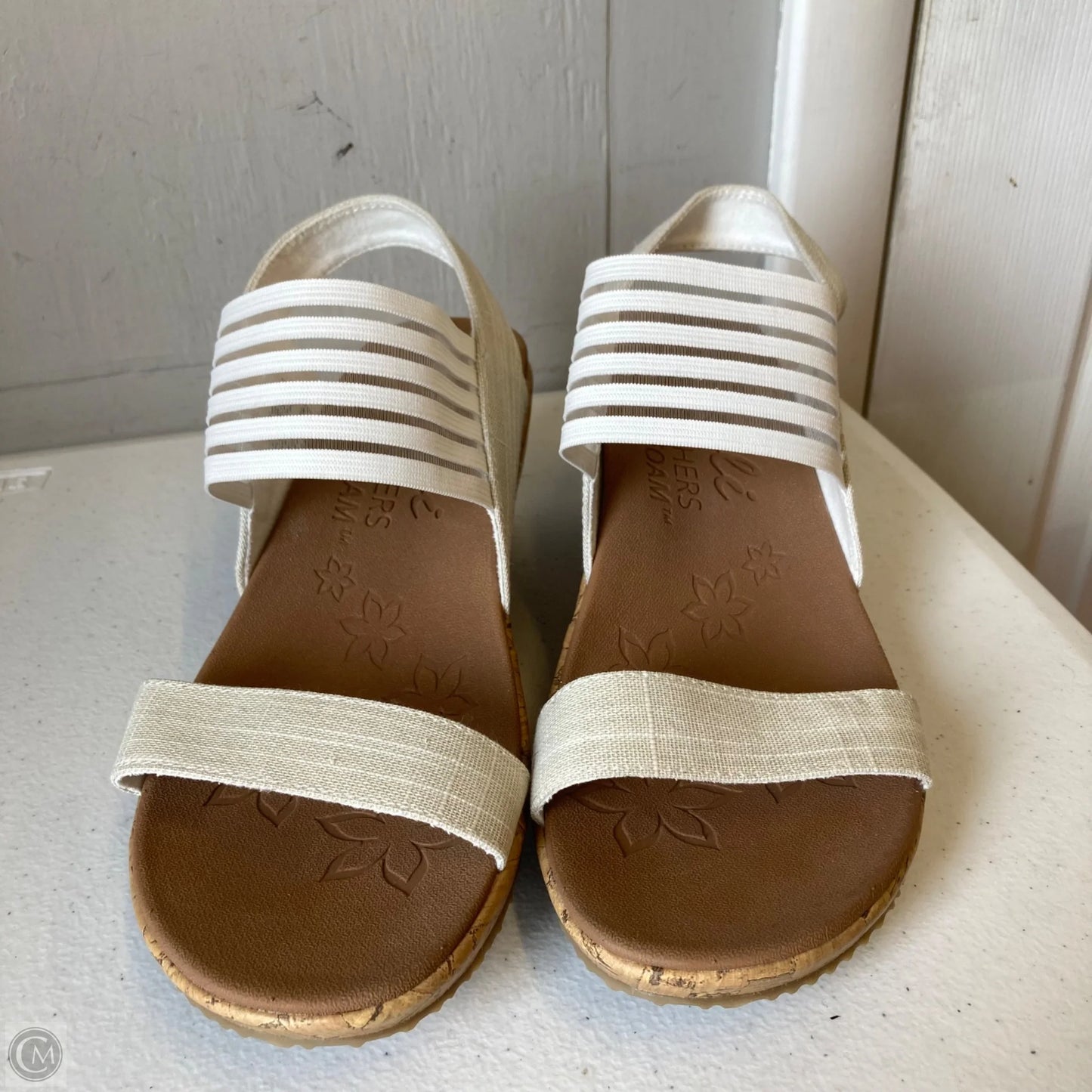 Sandals Heels Wedge By Skechers In Cream, Size: 9