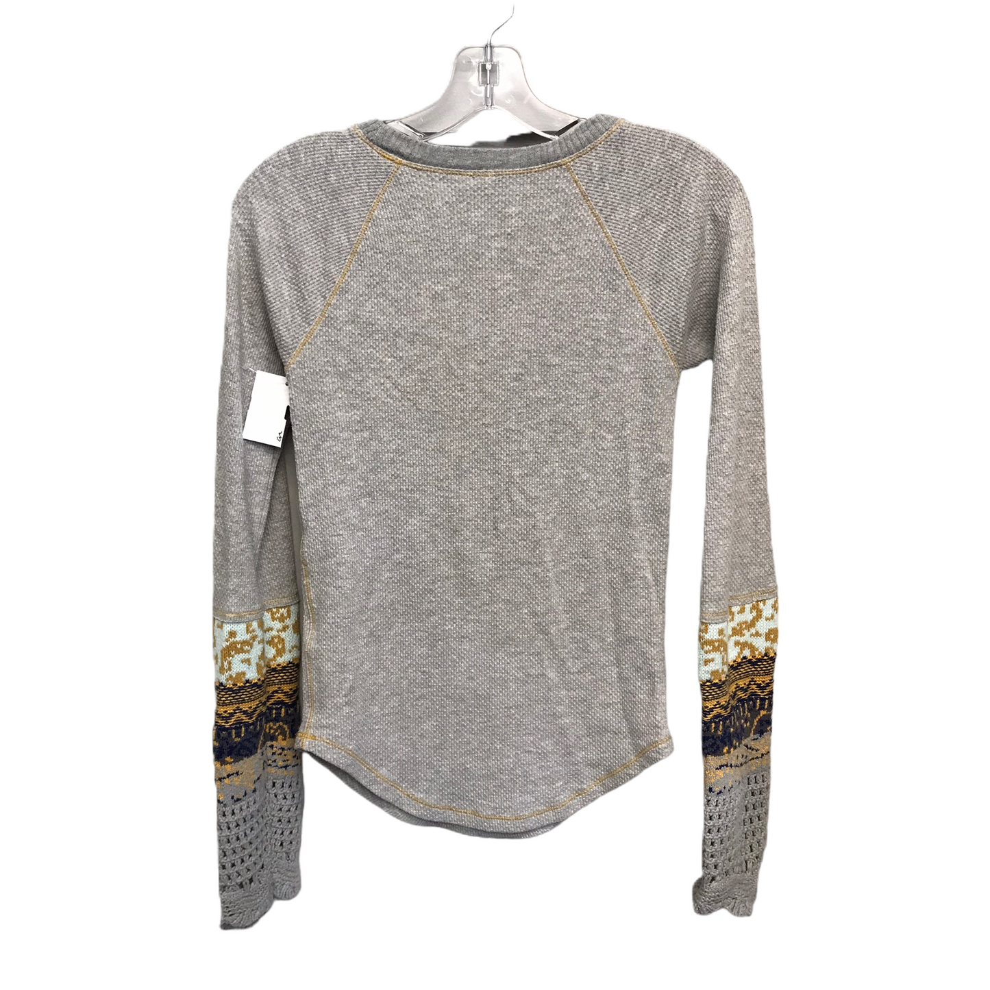 Top Long Sleeve By Free People In Grey, Size: S