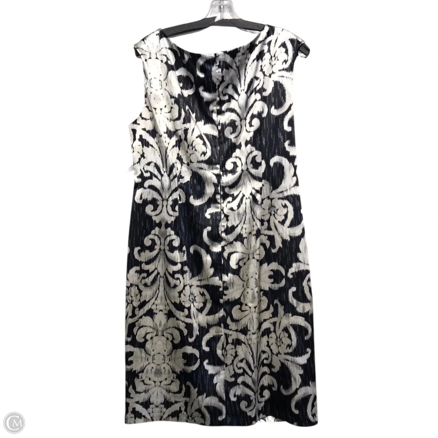 Dress Party Short By Connected Apparel In Black & White, Size: Xl