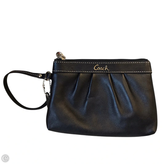 Wristlet Designer By Coach, Size: Medium