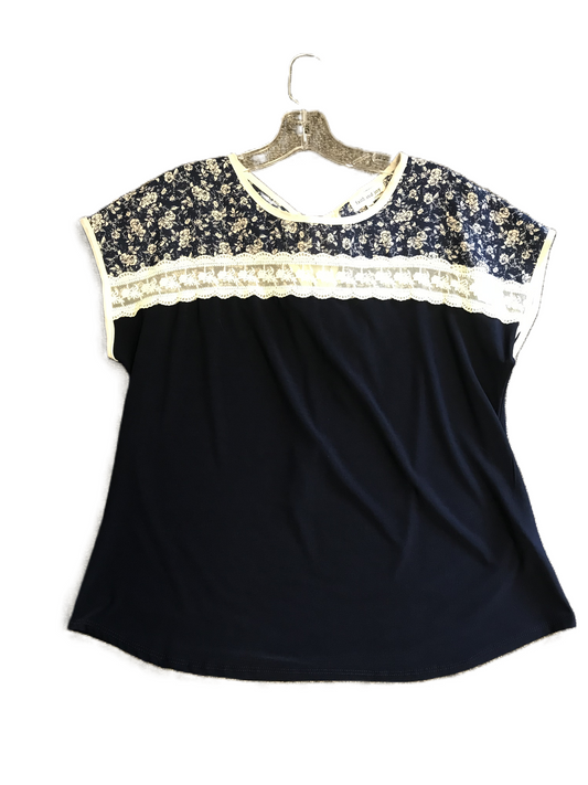 Top Short Sleeve By Faith And Joy  Size: Petite L