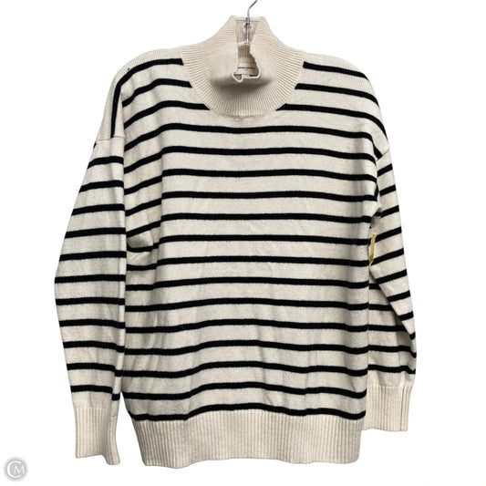 Sweater By Banana Republic In Striped Pattern, Size: M