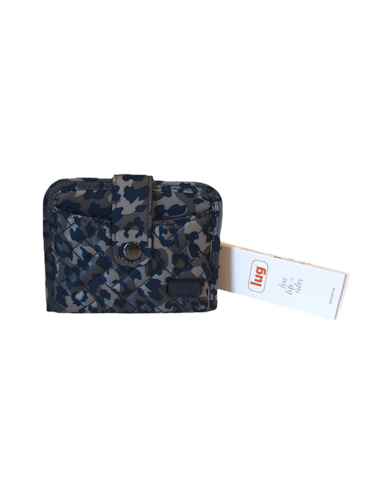 Wallet By Lug Size: Medium