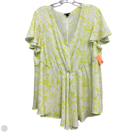 Top Short Sleeve By Torrid In Green & White, Size: 1x