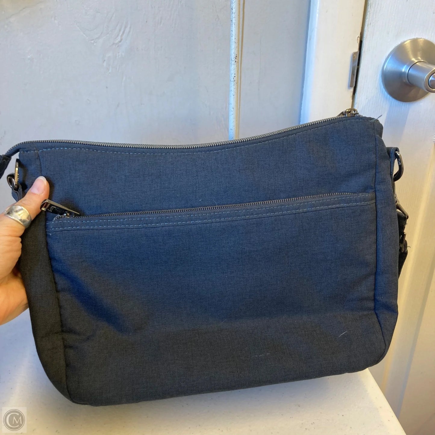 Crossbody By Baggallini, Size: Medium