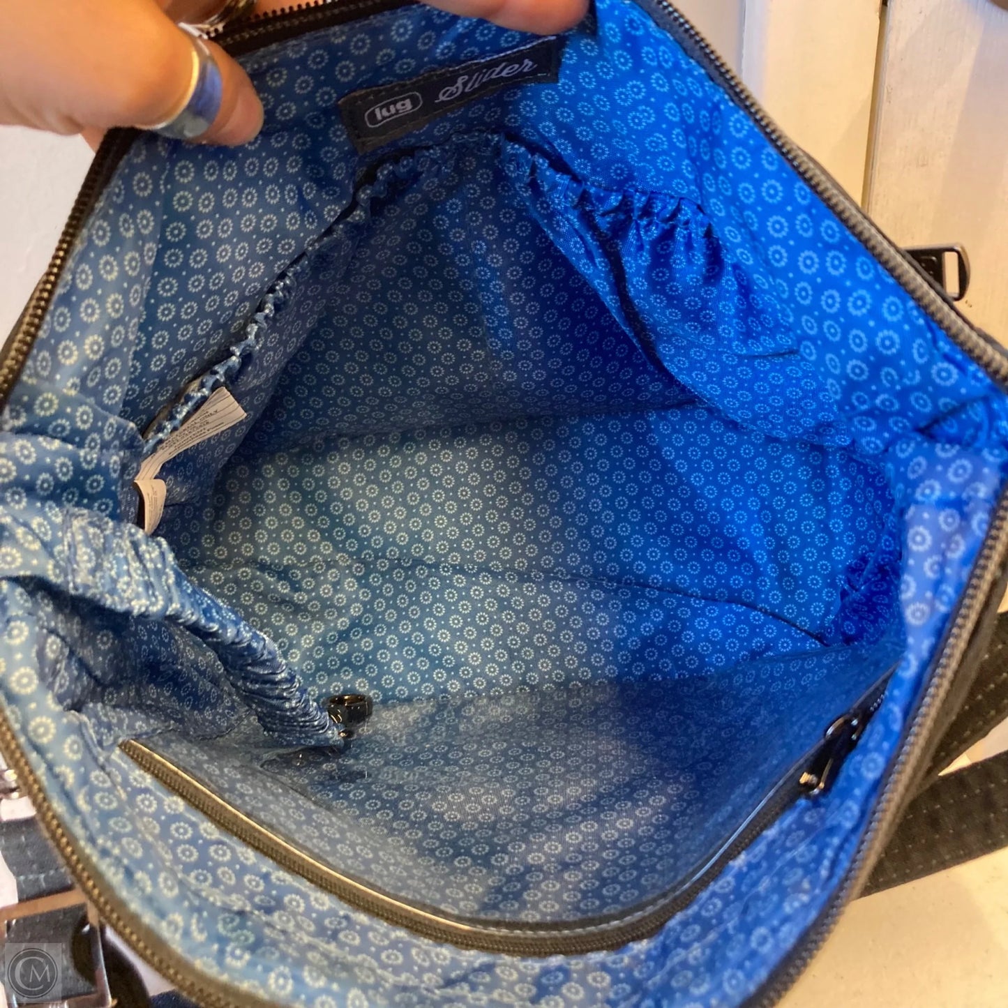 Crossbody By Baggallini, Size: Medium