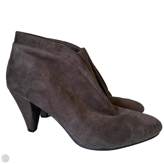 Boots Ankle Heels By Jessica Cline In Grey, Size: 8