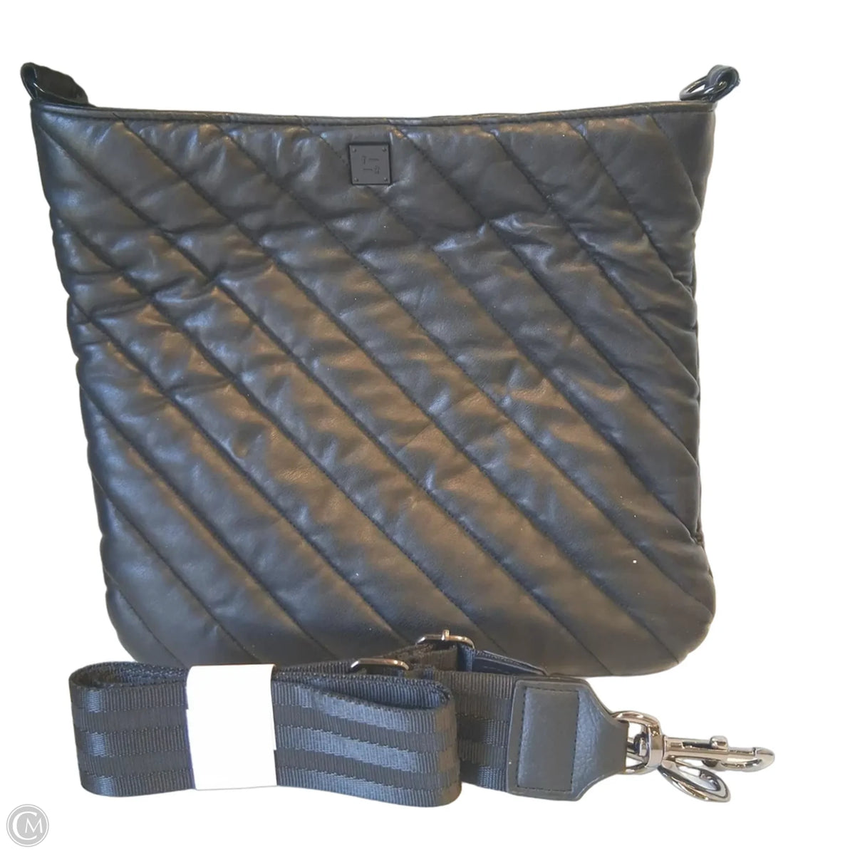 Tote Size: Medium