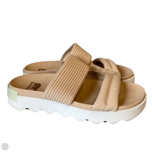 Sandals Flats By Sorel In Tan & White, Size: 9.5