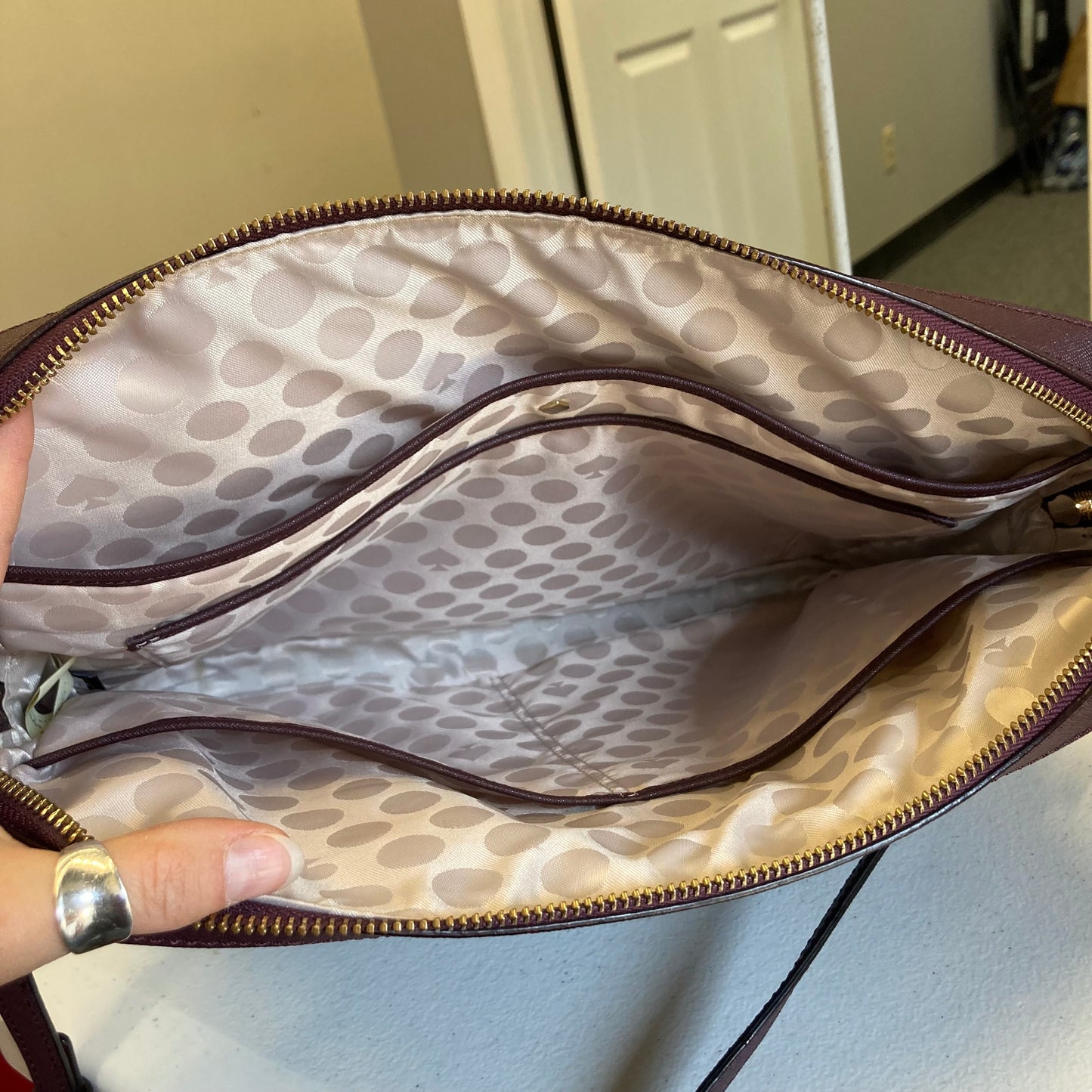 Laptop Bag Designer By Kate Spade In Maroon, Size:Medium