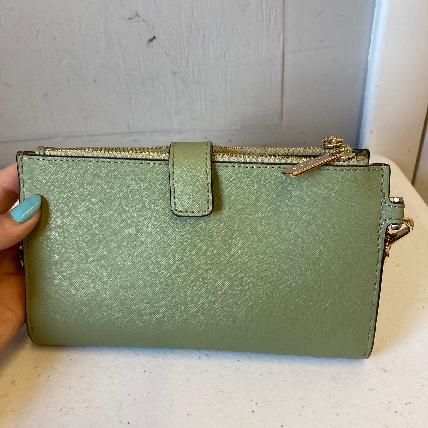 Wristlet Designer By Michael Kors In Green, Size:Large