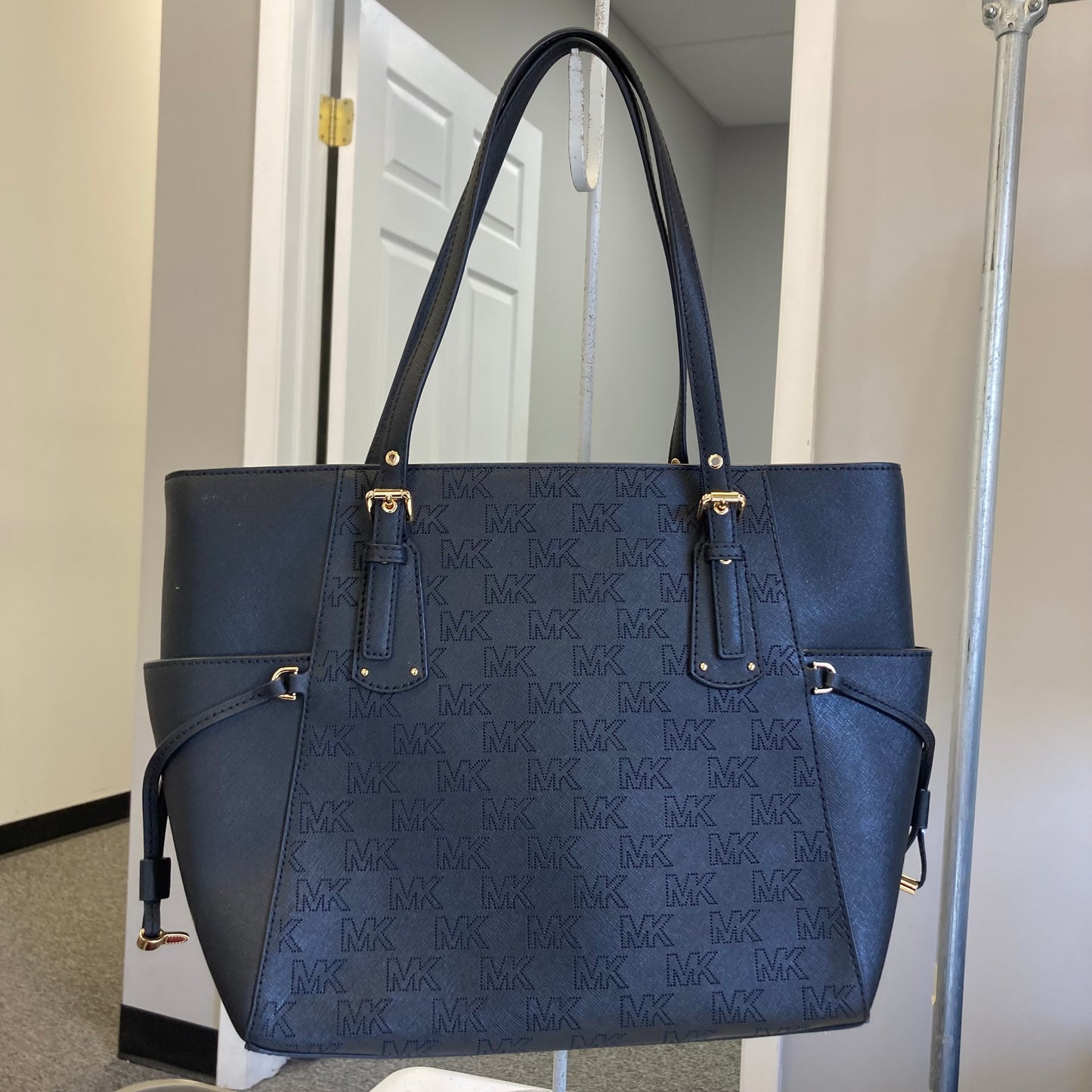 Tote Designer By Michael Kors In Black, Size:Large