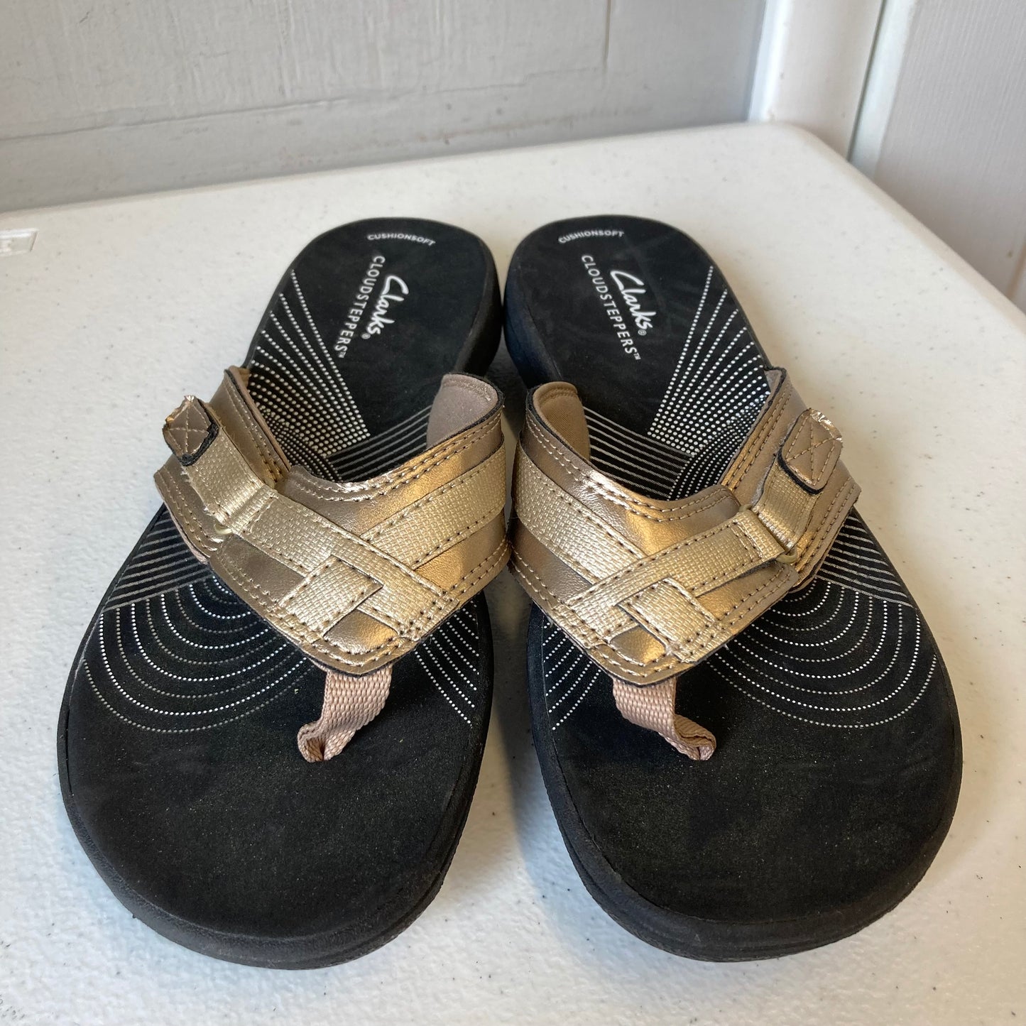 Sandals Flats By Clarks In Gold, Size:7