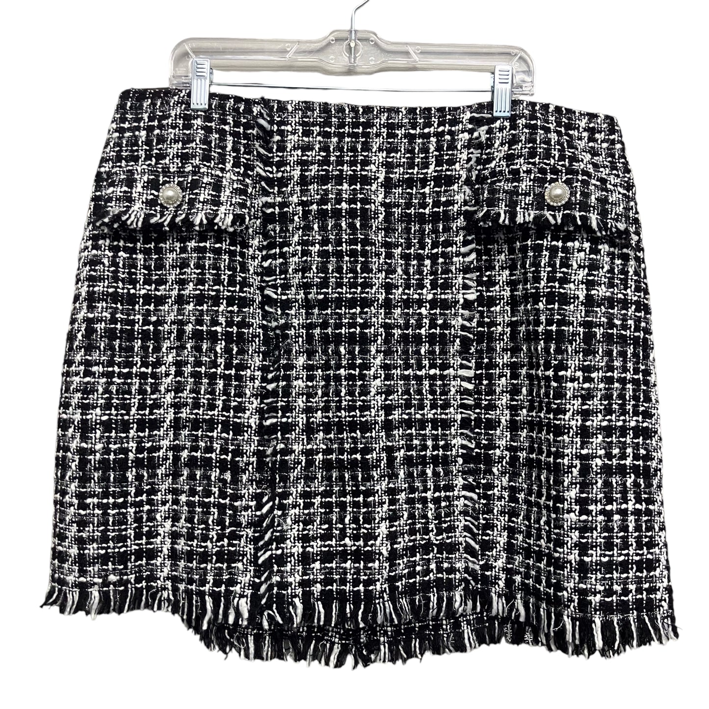 Skirt Mini & Short By Fashion To Figure In Black & White, Size:18